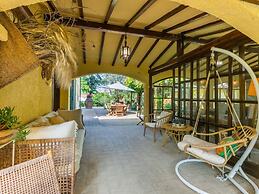 Podere la Botte Pool Lari