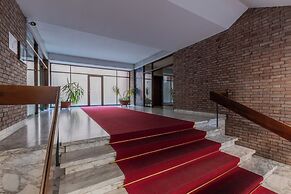 The Billiards Flat by Wonderful Italy