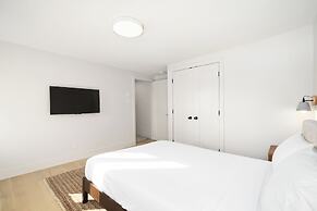 MTL Central Stay Apartments