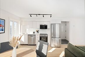 MTL Central Stay Apartments
