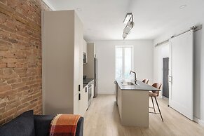 MTL Central Stay Apartments