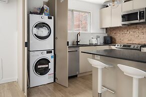 MTL Central Stay Apartments