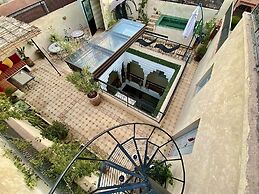 riad magnolia privatiser