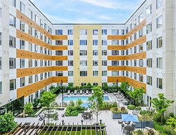 Hyatus Curated Residences Everett