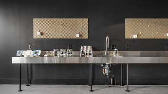 Hyatus Curated Residences Everett