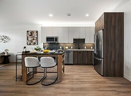 Hyatus Designer Residences Everett