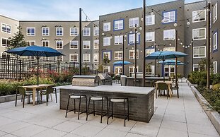 Hyatus Designer Residences Everett