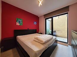Seafront Apartment With Terrace on Zeedijk
