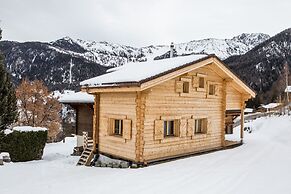 Chalet Rosaline 12 Person Beautiful Property