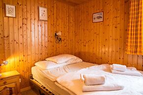 Chalet Rosaline 12 Person Beautiful Property