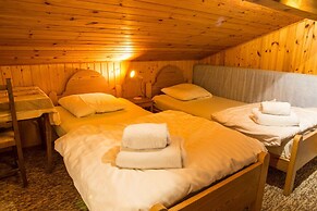 Chalet Rosaline 12 Person Beautiful Property