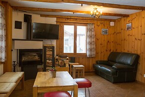 Chalet Rosaline 12 Person Beautiful Property
