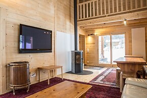 Chalet Rosaline 12 Person Beautiful Property