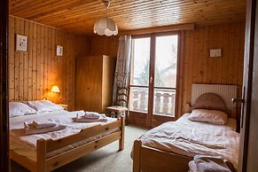Chalet Rosaline 12 Person Beautiful Property