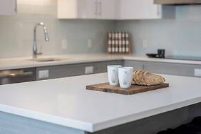 Hyatus Luxury Residences Somerville
