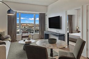 Hyatus Luxury Residences Somerville