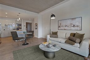 Hyatus Luxury Residences Somerville