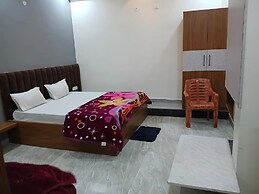 Hotel Keshav