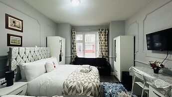 Heathrow roomzzzz B&B