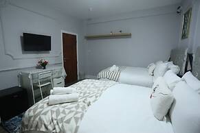 Heathrow roomzzzz B&B