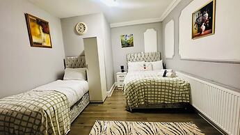 Heathrow roomzzzz B&B
