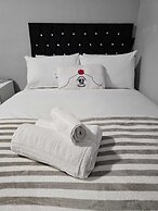Heathrow roomzzzz B&B
