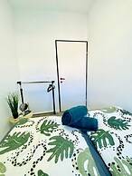 7BR Apt Near Schönbrunn for 15 Guests