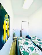 7BR Apt Near Schönbrunn for 15 Guests