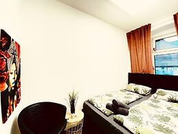 7BR Apt Near Schönbrunn for 15 Guests
