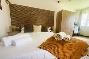 B&B Hideaway Haven Villa
