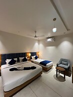 Hotel Premji by Shivalaya Darshanam