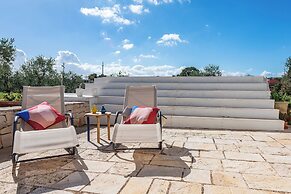 Trullo Conosolo With Pool