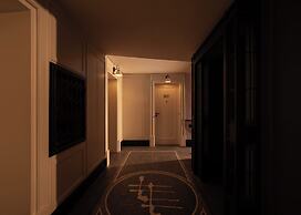 Hovagimyan Hotel and Suites