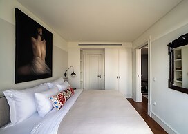 Hovagimyan Hotel and Suites