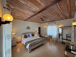 The Munshi Mansion