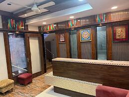 Vallabh Villas Guest House