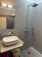 Vallabh Villas Guest House