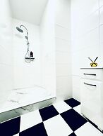 Luxury 7 Bedroom Apartment Sleeps 16