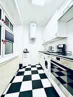 Luxury 7 Bedroom Apartment Sleeps 16