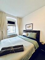 Luxury 7 Bedroom Apartment Sleeps 16