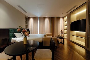 TQ Luxury Hotel & Apartment
