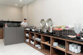 TQ Luxury Hotel & Apartment