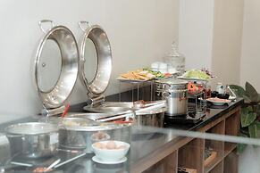 TQ Luxury Hotel & Apartment