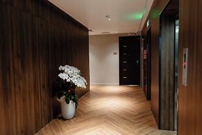 TQ Luxury Hotel & Apartment