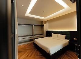 TQ Luxury Hotel & Apartment