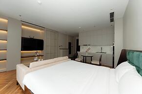 TQ Luxury Hotel & Apartment