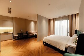 TQ Luxury Hotel & Apartment