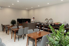 TQ Luxury Hotel & Apartment