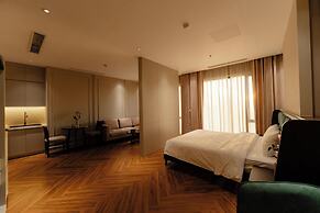 TQ Luxury Hotel & Apartment
