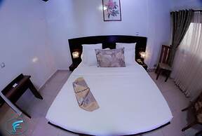 HOTEL FREESIA